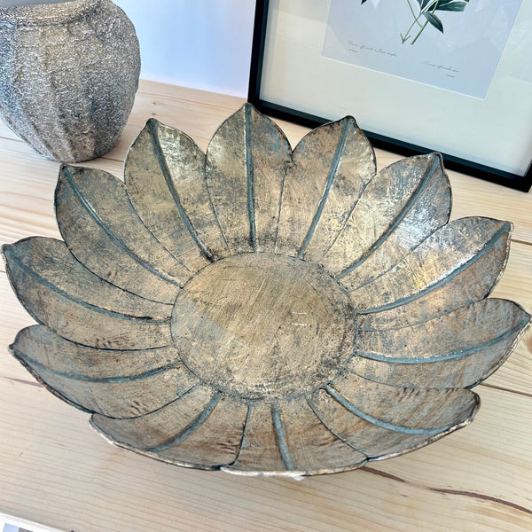 Water Lily Bowl