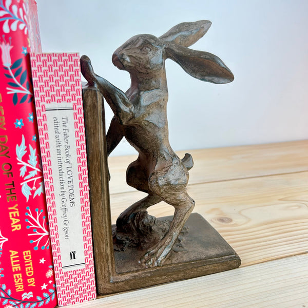 Boxing Hare Bookends