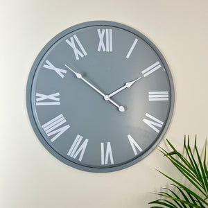 Mortimer Clock Grey